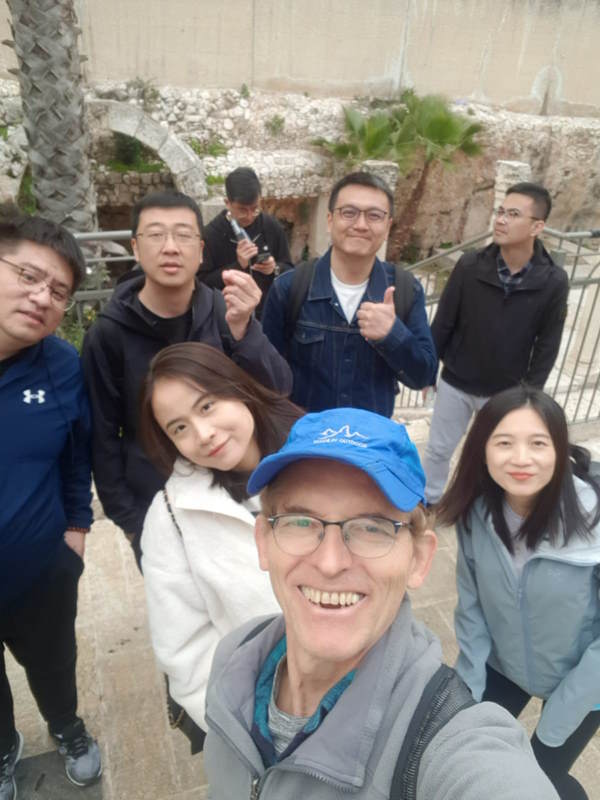 רמי מדריך תיירים בשפה הסינית בירושלים